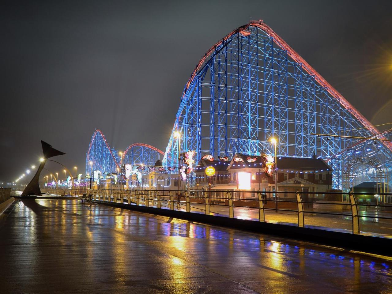 Simpson Beach View Apartments By Blackpool Service Apartments Экстерьер фото